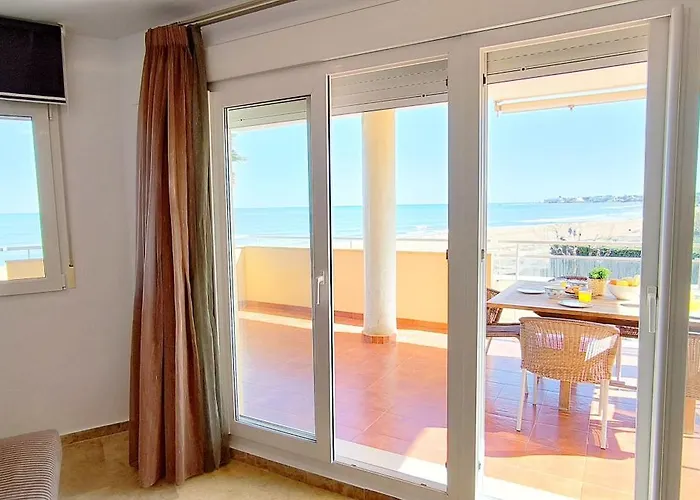 Daire Catamaran I By Costa *